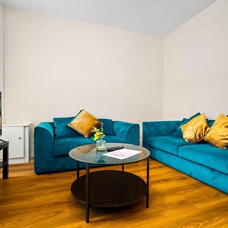 Вілла 3 Bed House For Contractors & Families And Free Parking Бірмінгем Екстер'єр фото