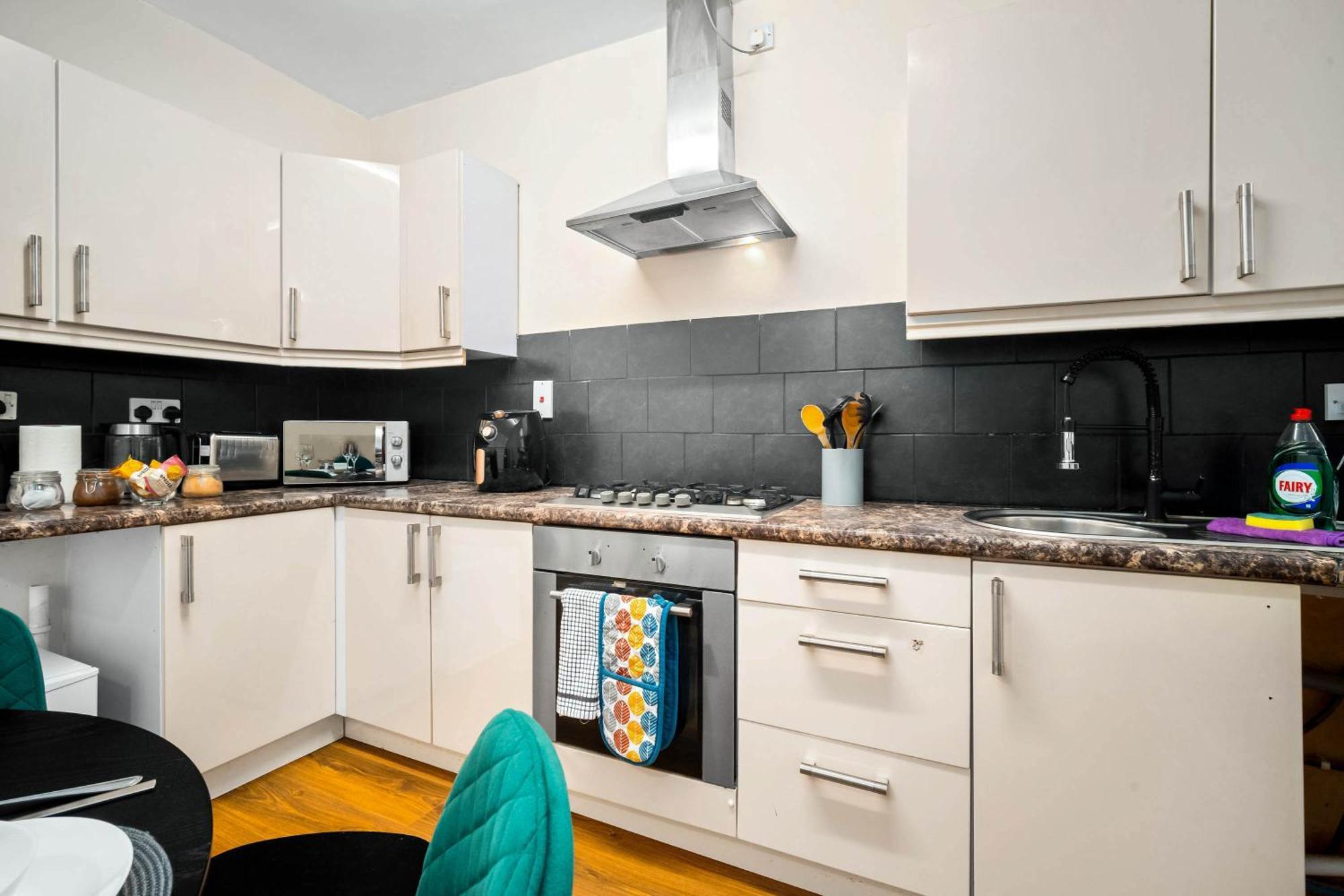 Вілла 3 Bed House For Contractors & Families And Free Parking Бірмінгем Екстер'єр фото