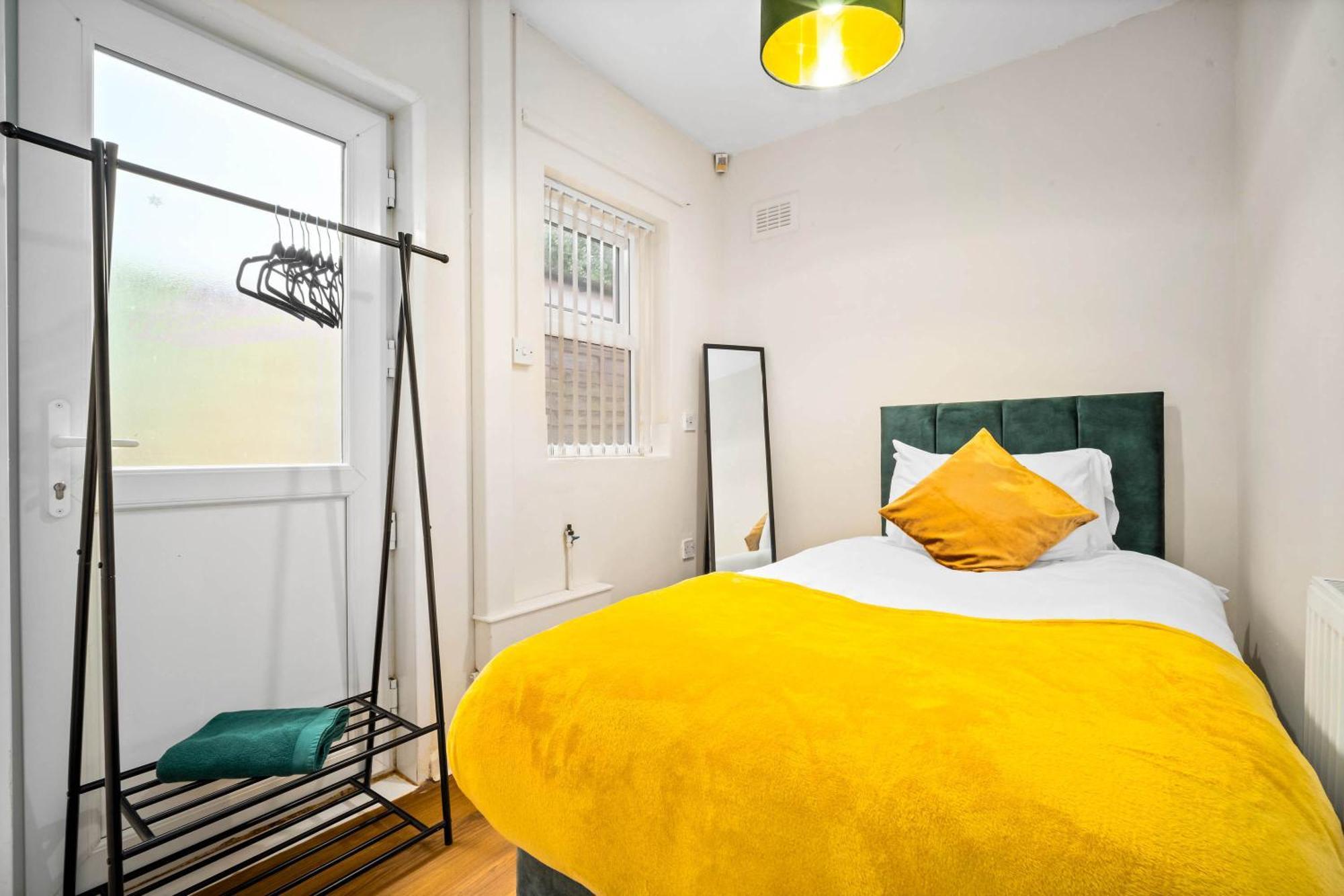Вілла 3 Bed House For Contractors & Families And Free Parking Бірмінгем Екстер'єр фото